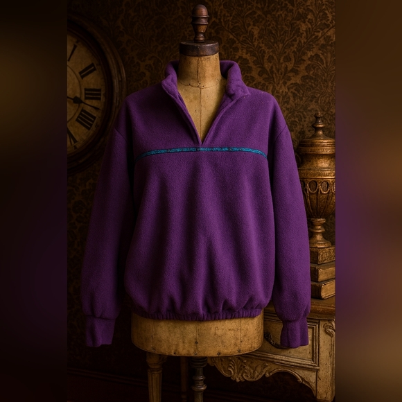VINTAGE PURPLE HANDMADE FLEECE PULLOVER - Picture 1 of 9
